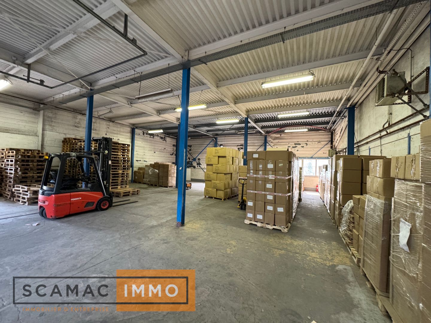 local d'activités de 1&nbsp;220m², Brétigny-sur-Orge (Essonne)