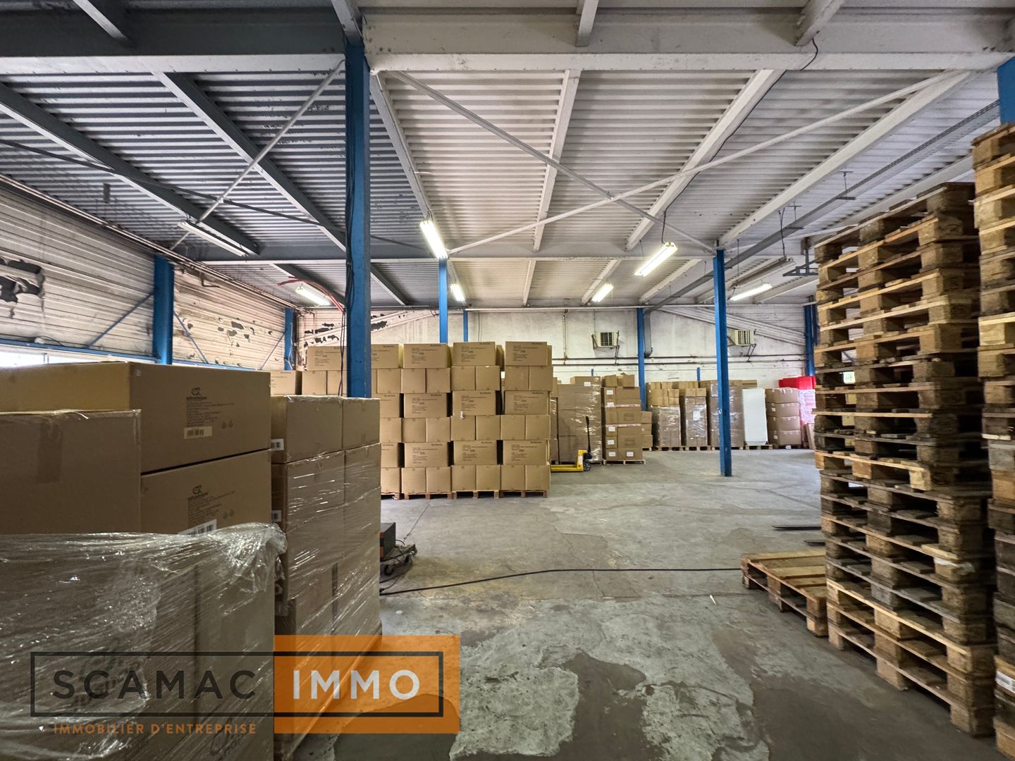 local d'activités de 1&nbsp;220m², Brétigny-sur-Orge (Essonne)