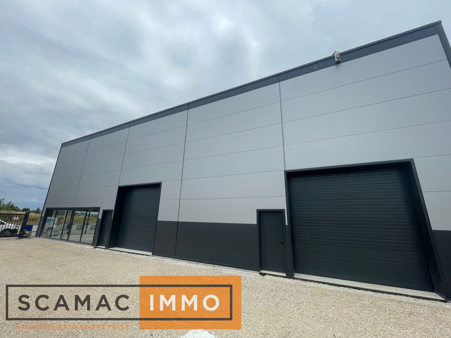 local d'activités de 500m², Arpajon (Essonne)