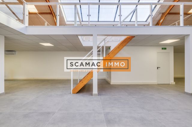 entrepôt de 260m², Malakoff (Hauts-de-Seine)