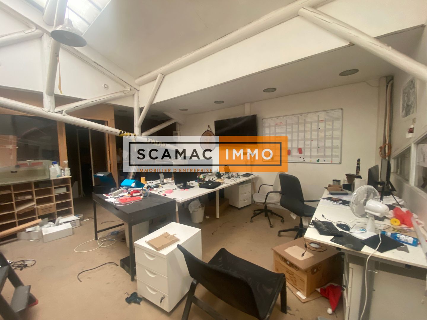 entrepôt de 433m², Arcueil (Val-de-Marne)
