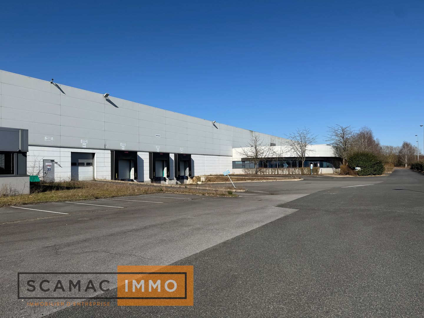 entrepôt de 3 883m², Moissy-Cramayel (Seine-et-Marne)