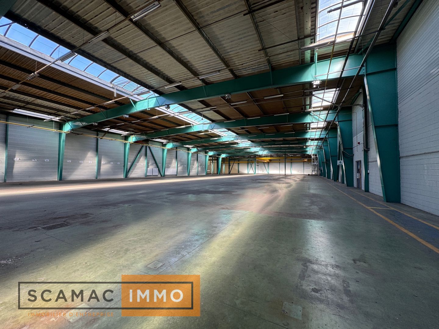 entrepôt de 3 883m², Moissy-Cramayel (Seine-et-Marne)