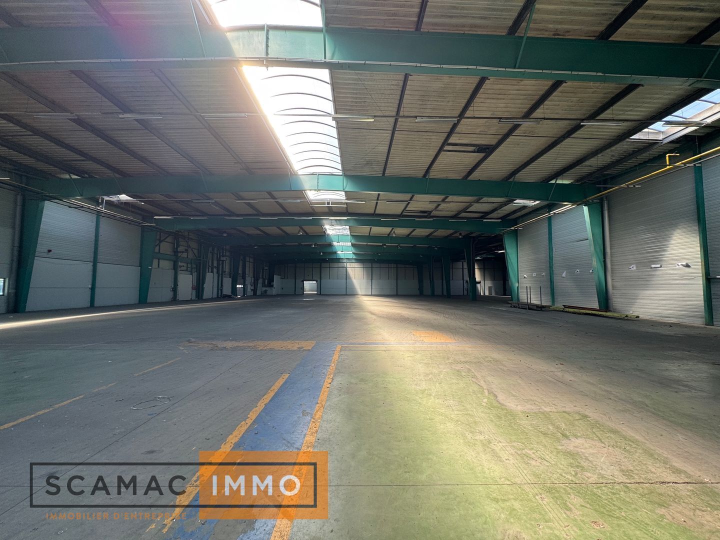 entrepôt de 2 526m², Moissy-Cramayel (Seine-et-Marne)