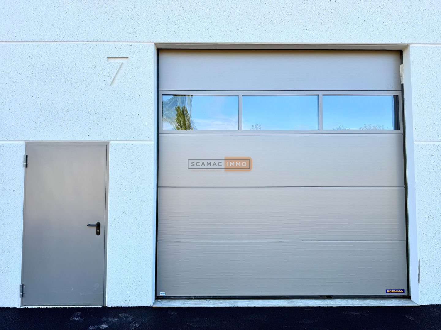 entrepôt de 136m², Le Muy (Var)