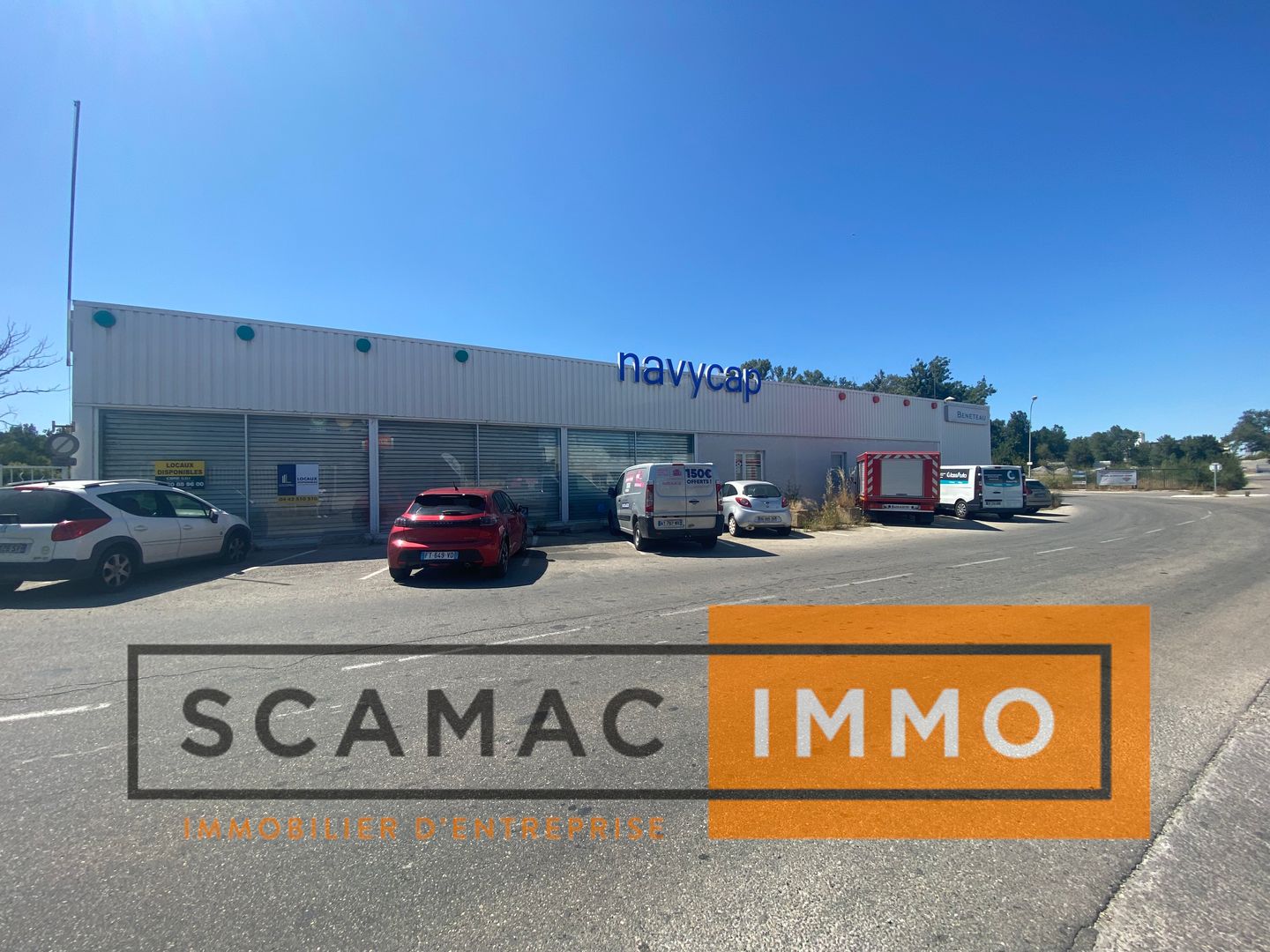 local commercial de 600m², Le Pontet (Vaucluse)