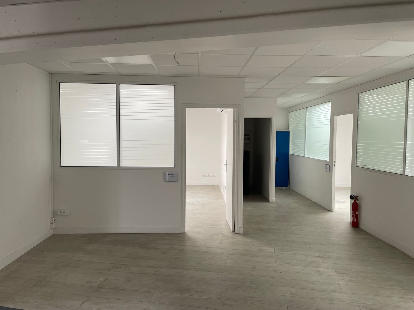 local d'activités de 525m², Stains (Seine-Saint-Denis)