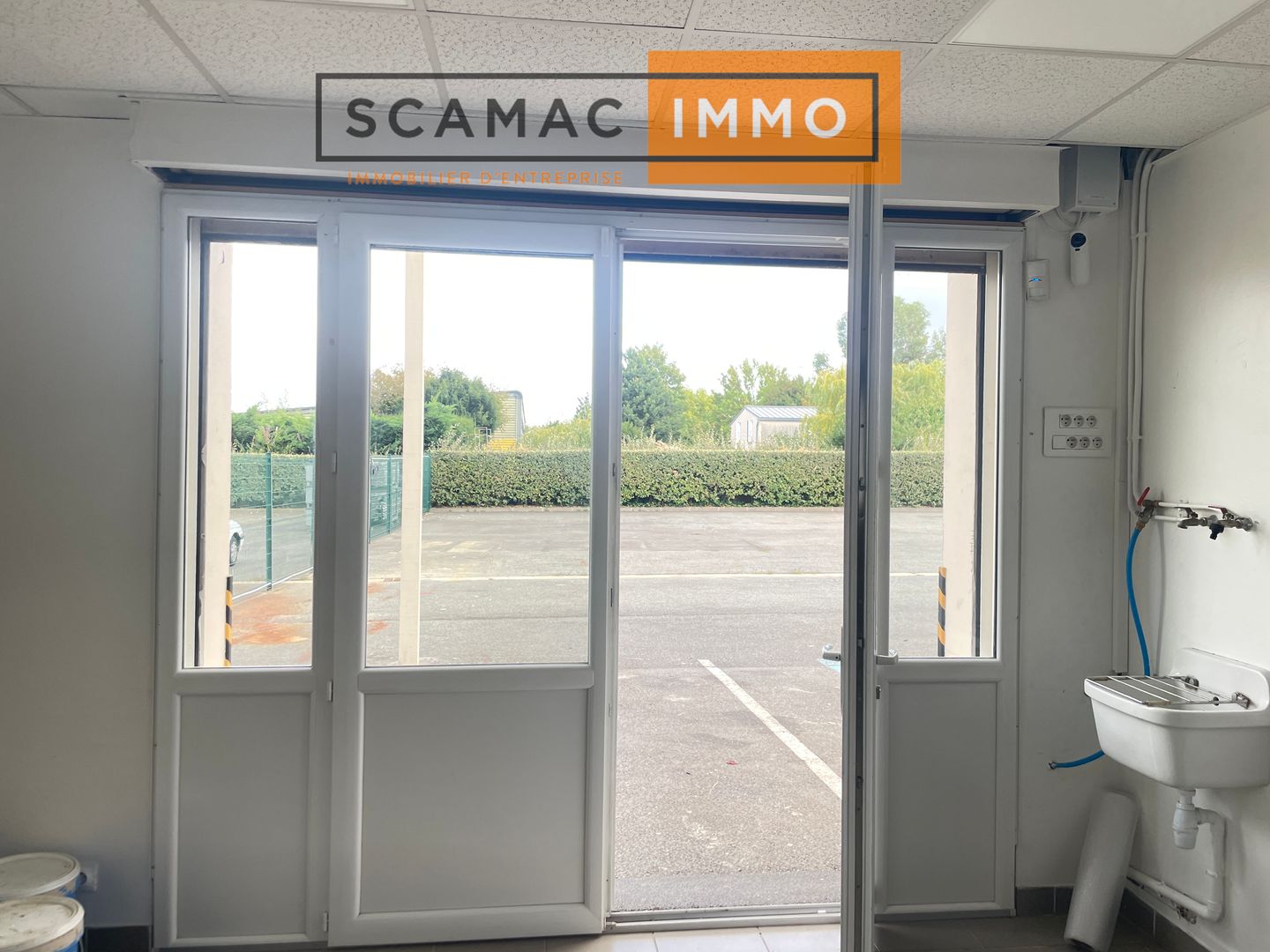 locaux mixtes de 220m², Saint-Michel-sur-Orge (Essonne)