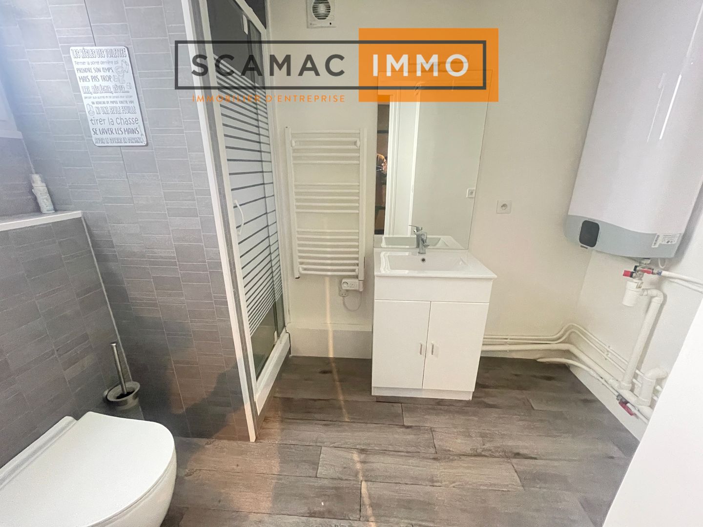 locaux mixtes de 220m², Saint-Michel-sur-Orge (Essonne)