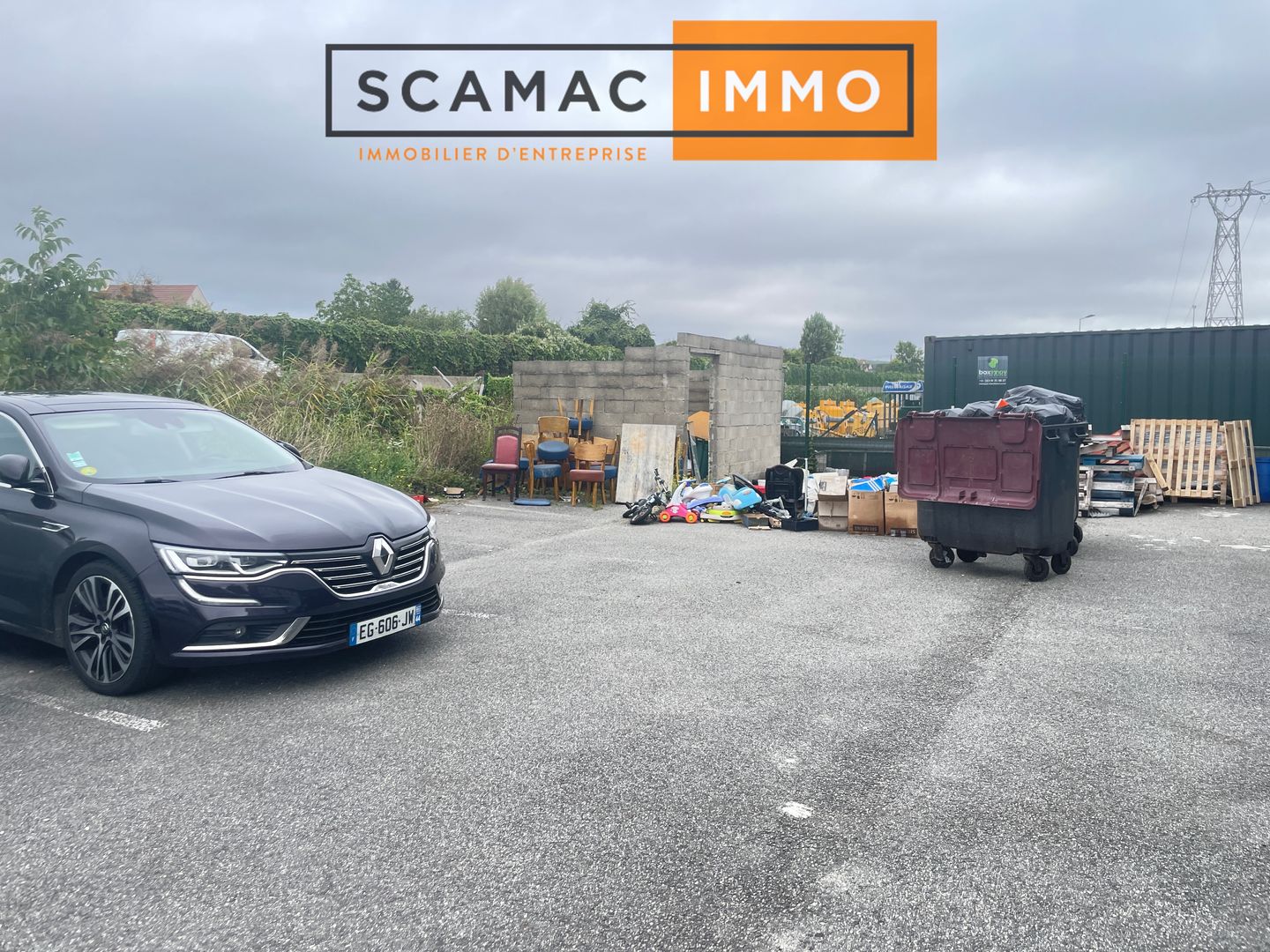 locaux mixtes de 600m², Étréchy (Essonne)