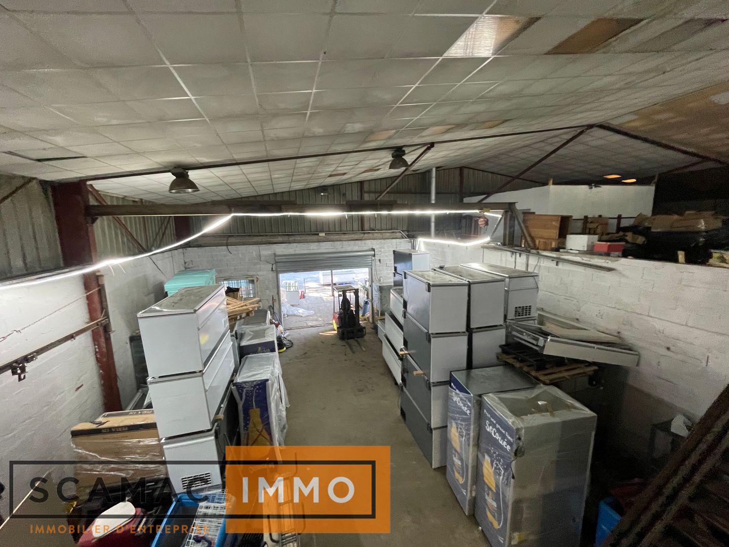 entrepôt de 950m², Breuillet (Essonne)