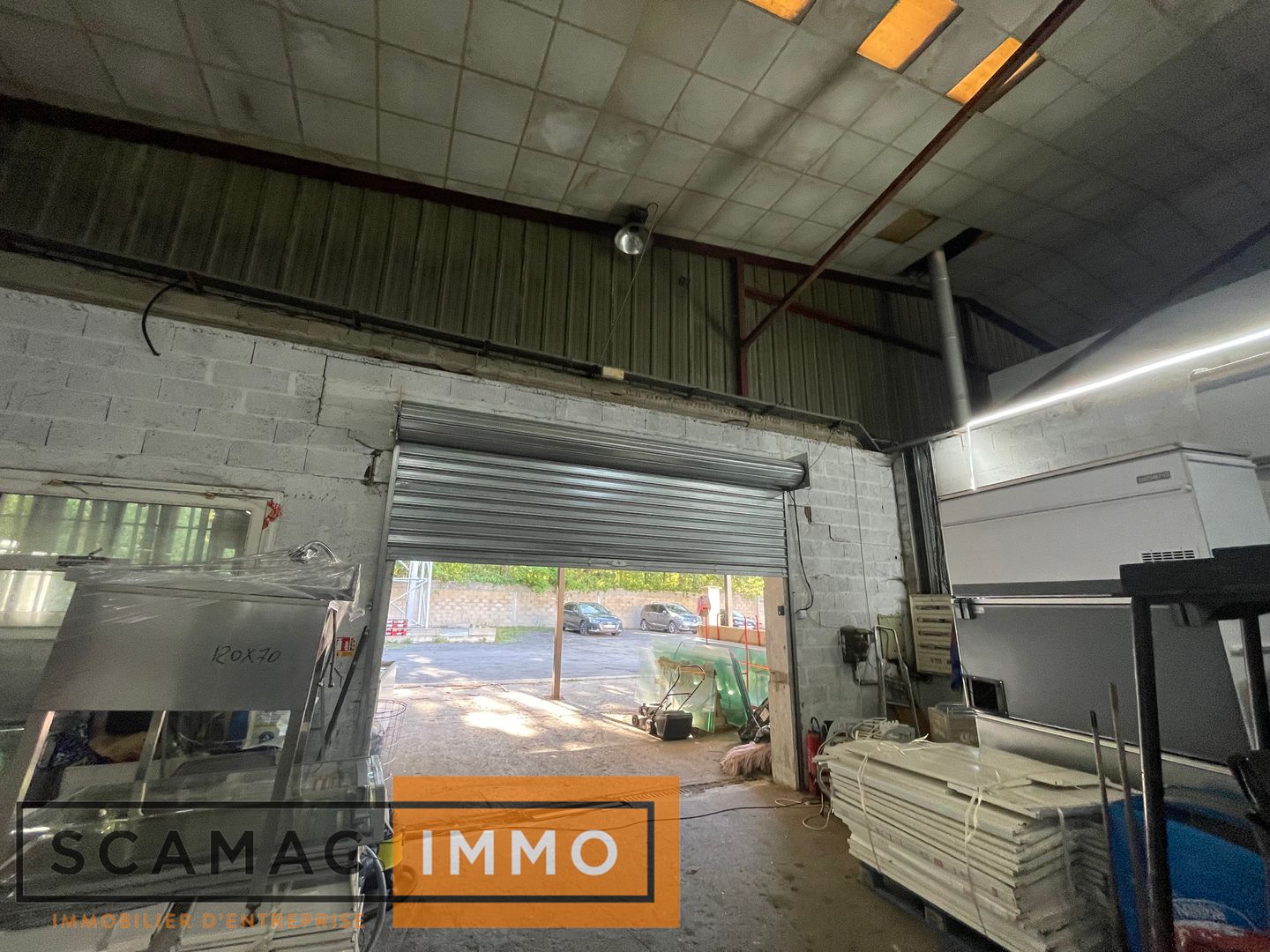 entrepôt de 950m², Breuillet (Essonne)