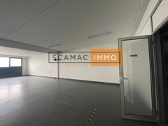 local d'activités de 244m², Herblay (Val-d'Oise)