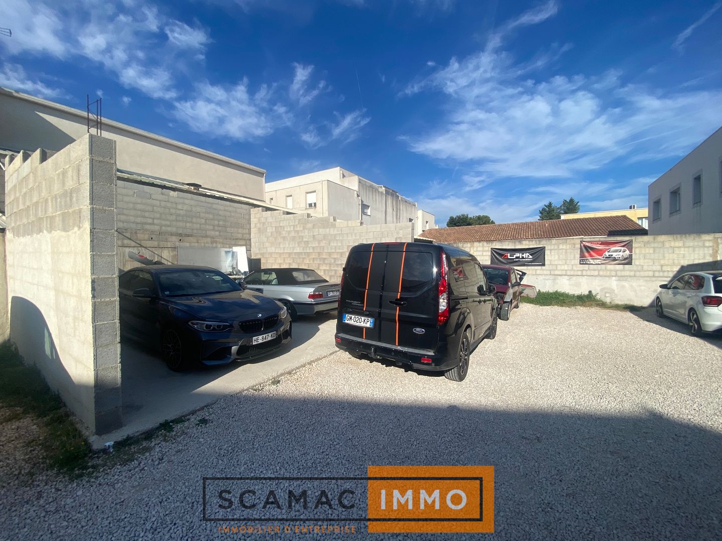 local d'activités de 415m², Carnoux-en-Provence (Bouches-du-Rhône)