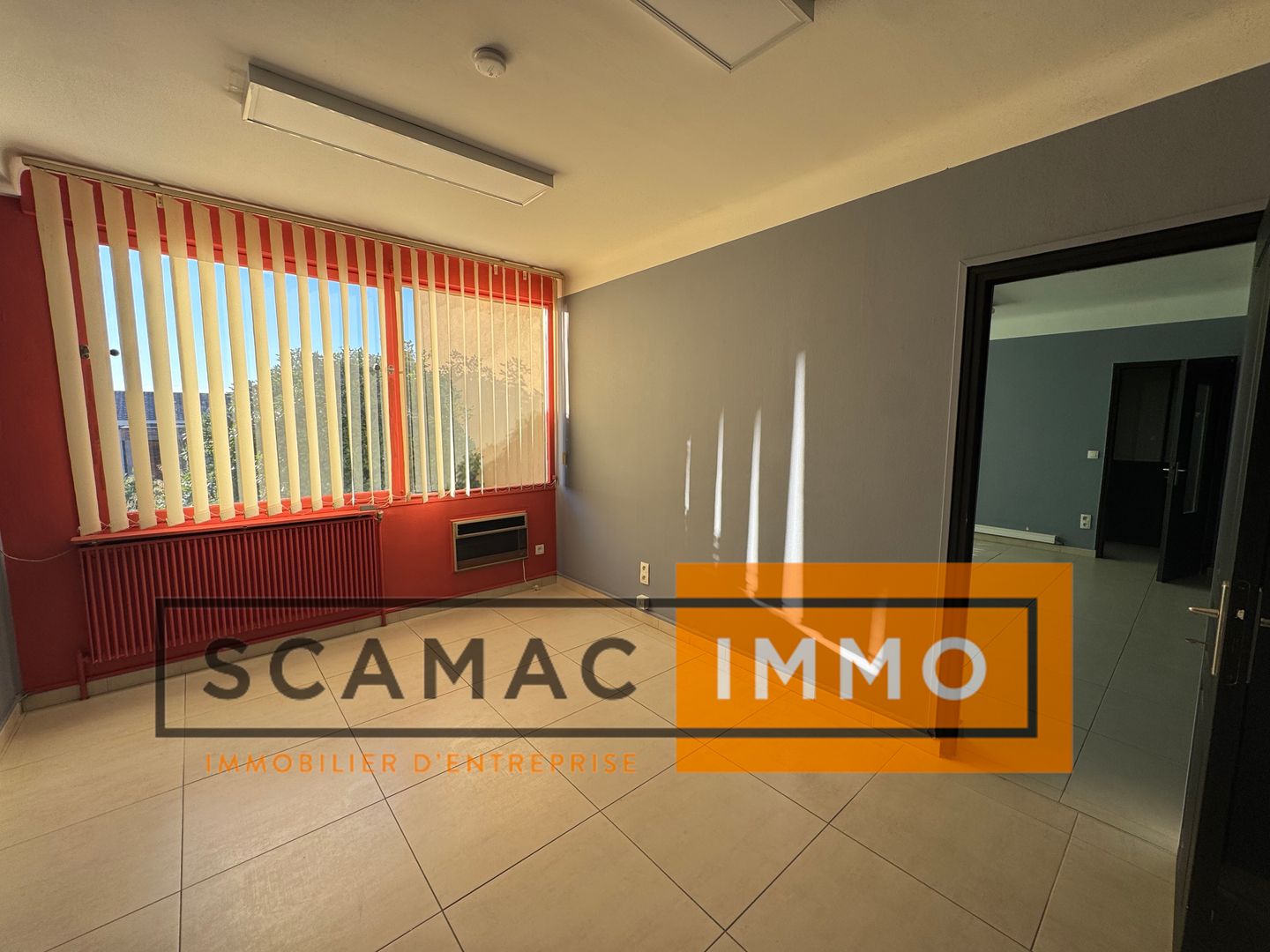 bureau de 325m², Vitrolles (Bouches-du-Rhône)