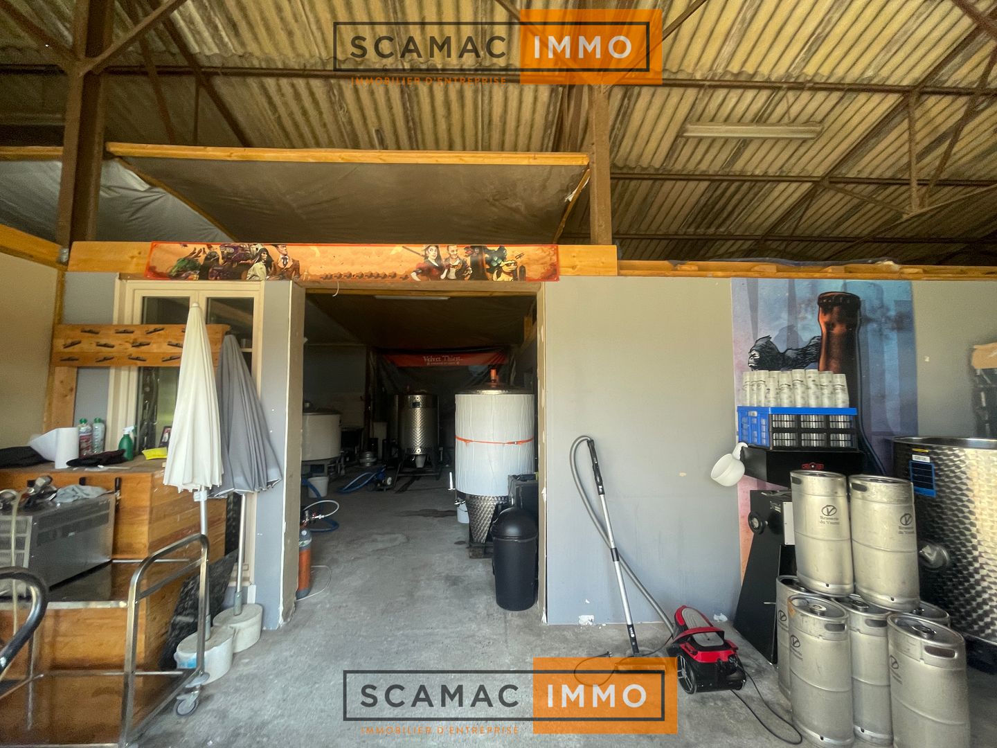 locaux mixtes de 1&nbsp;888m², Outarville (Loiret)