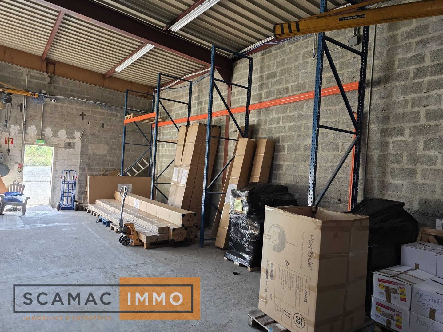 entrepôt de 1 597m², Dammarie-les-Lys (Seine-et-Marne)