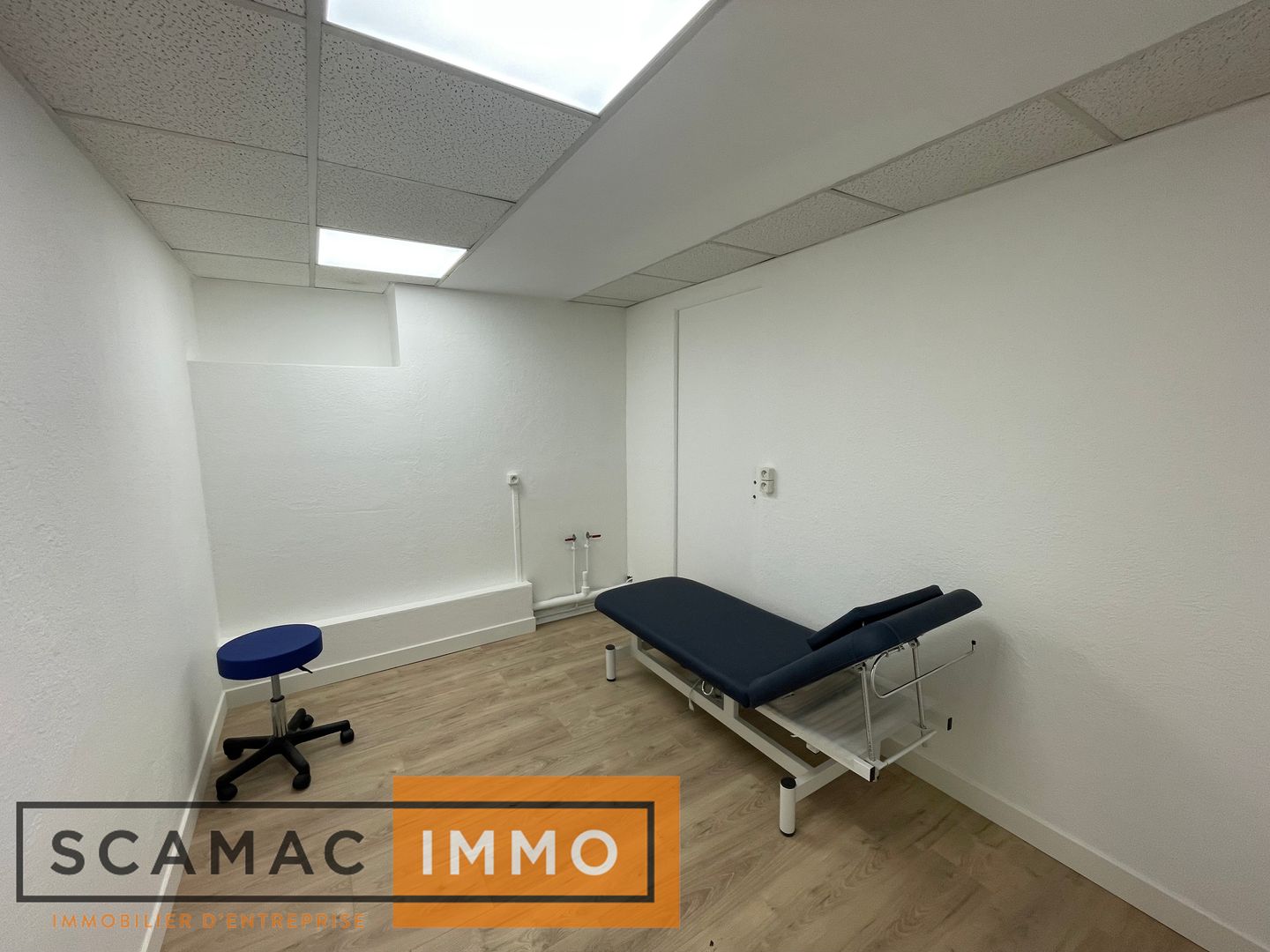 bureau de 152m², Melun (Seine-et-Marne)
