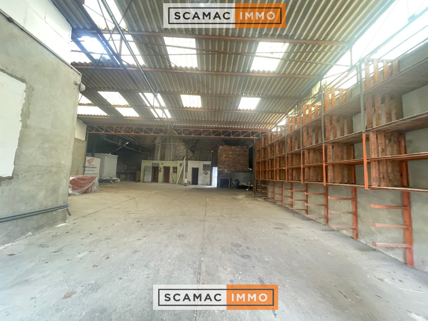 locaux mixtes de m², Lardy (Essonne)