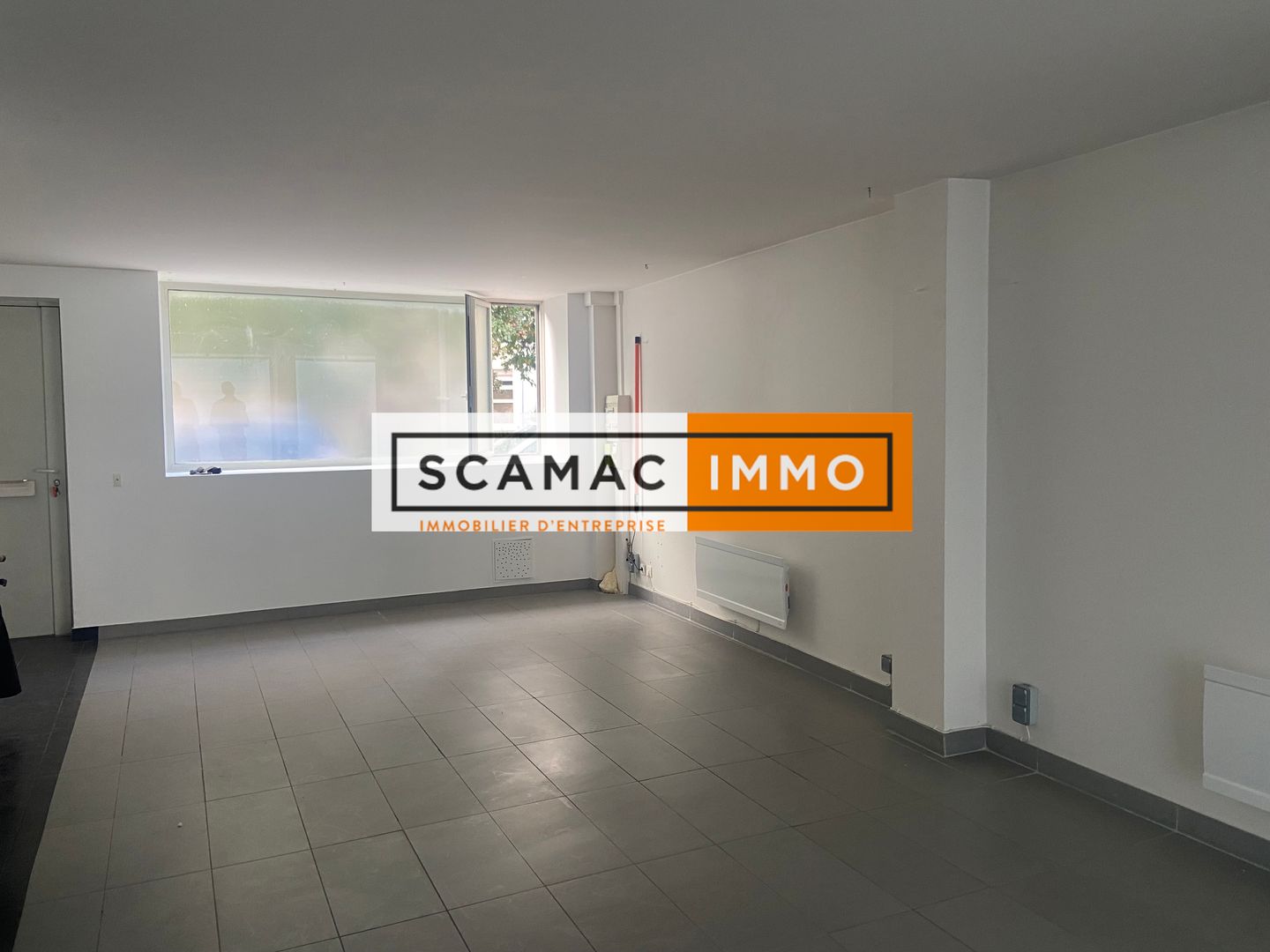 local d'activités de 125m², Malakoff (Hauts-de-Seine)