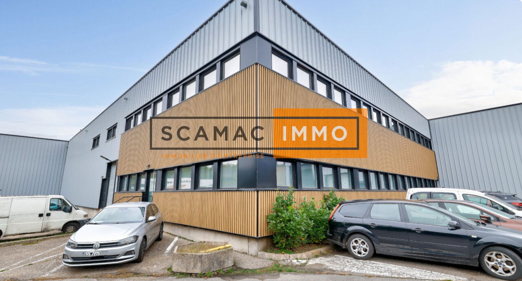 local d'activités de 1 834m², Villeneuve-la-Garenne (Hauts-de-Seine)