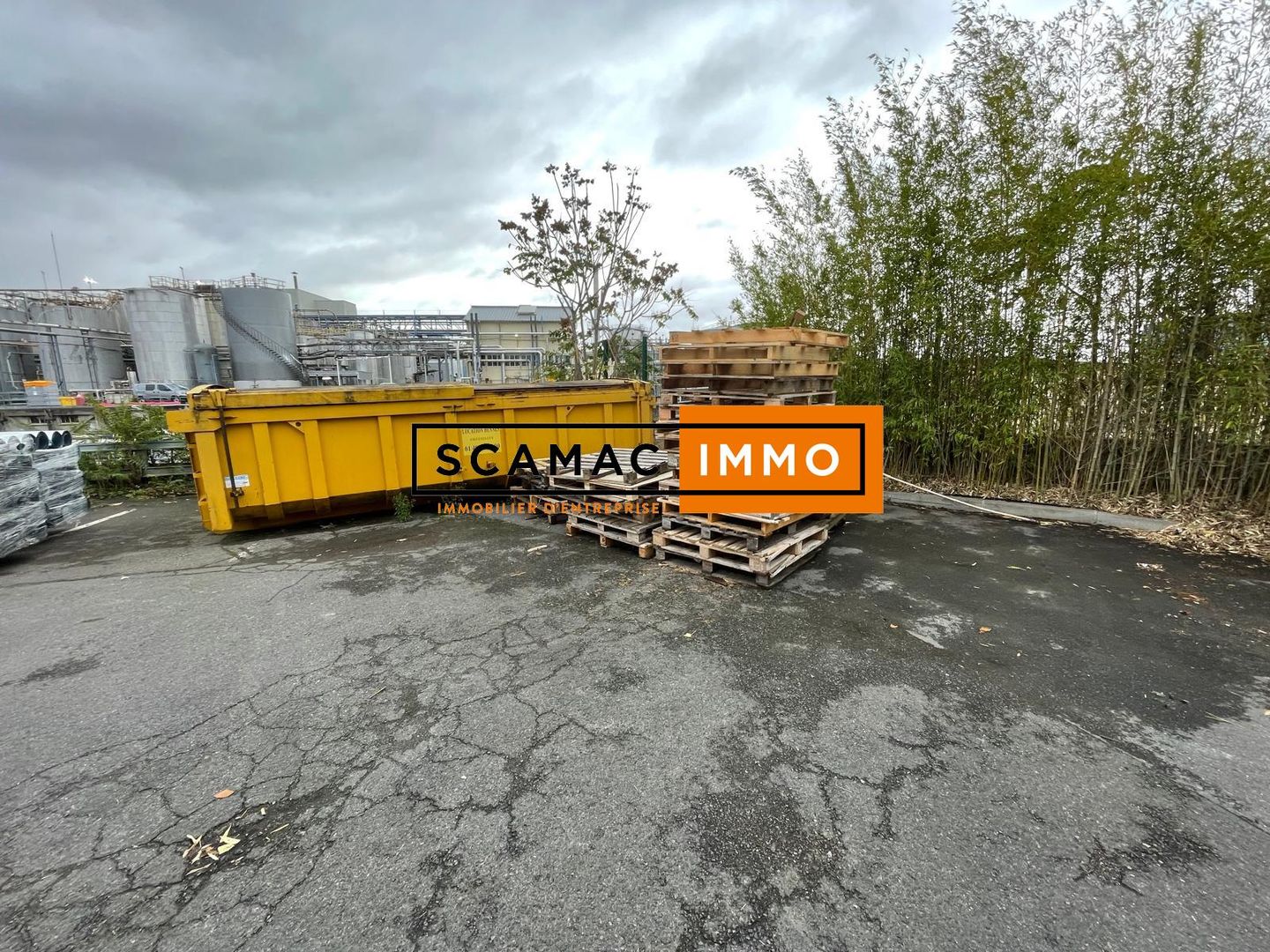 local d'activités de 750m², Nanterre (Hauts-de-Seine)