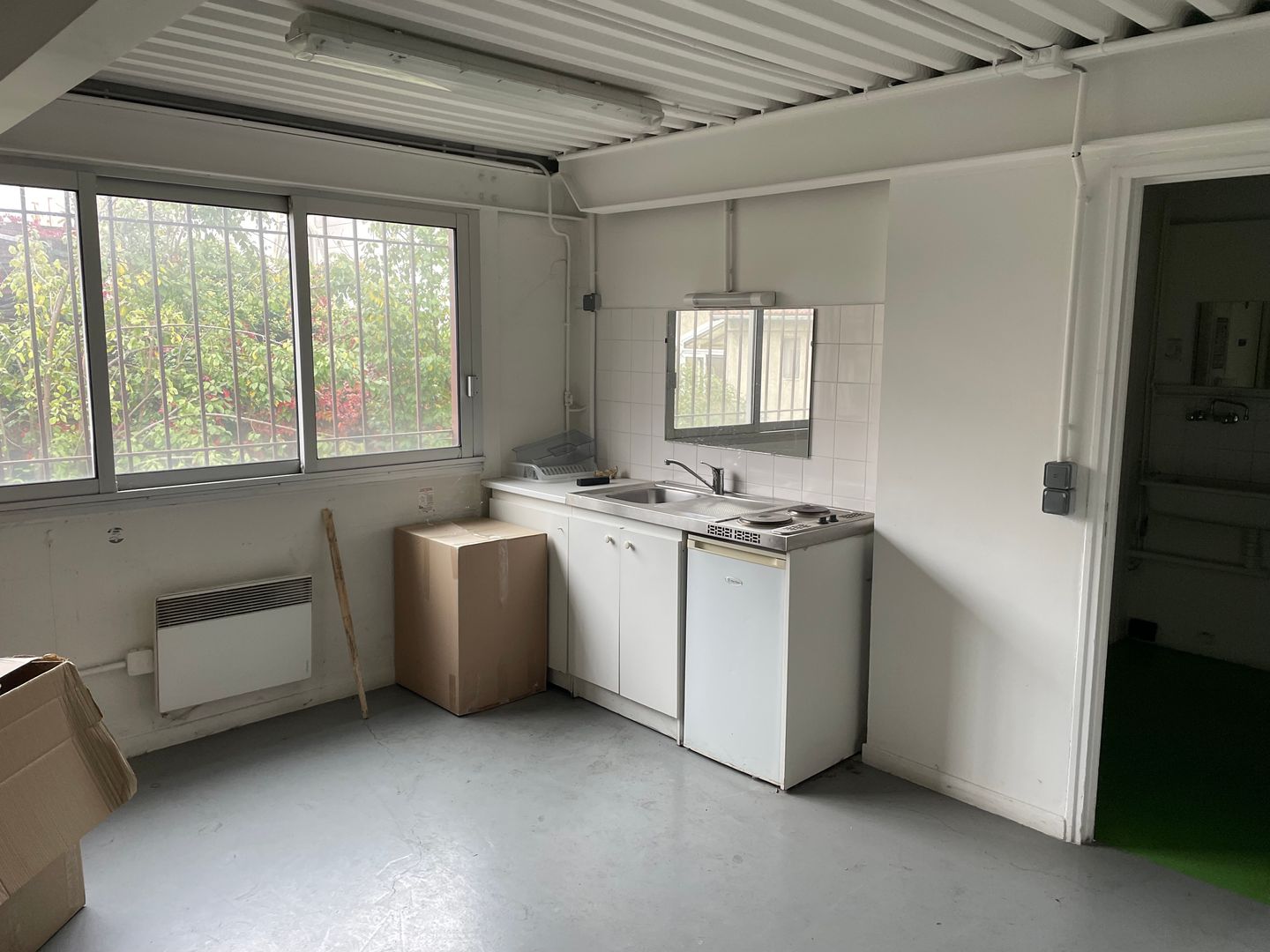 entrepôt de 871m², Montreuil (Seine-Saint-Denis)