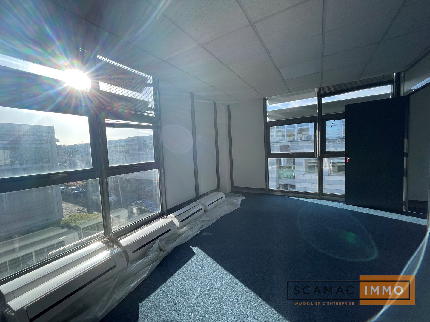 locaux mixtes de 362m², Sucy-en-Brie (Val-de-Marne)