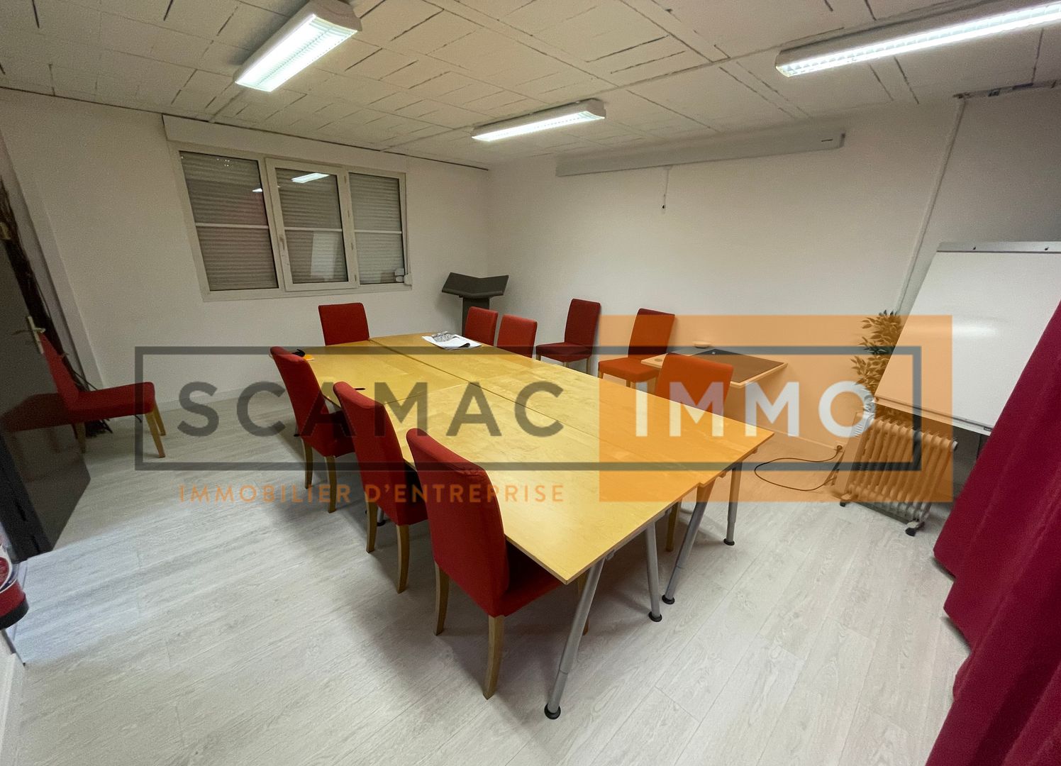local d'activités de 630m², Quincy-Voisins (Seine-et-Marne)