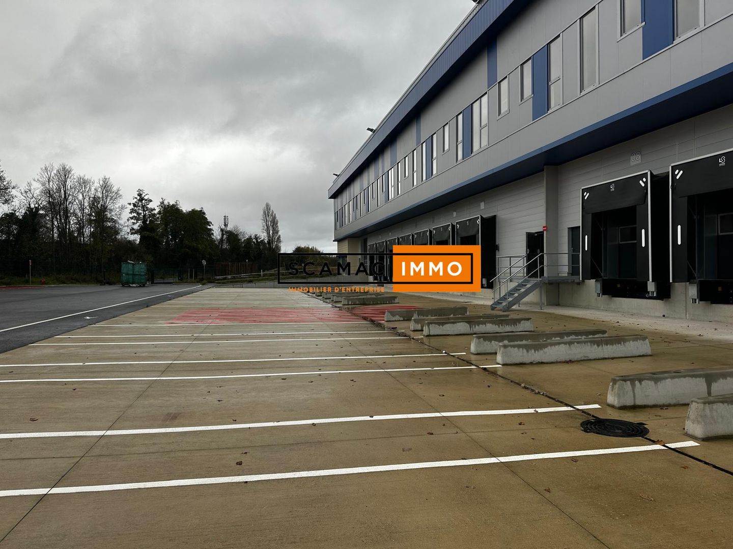 entrepôt de 3 445m², Conflans-Sainte-Honorine (Yvelines)