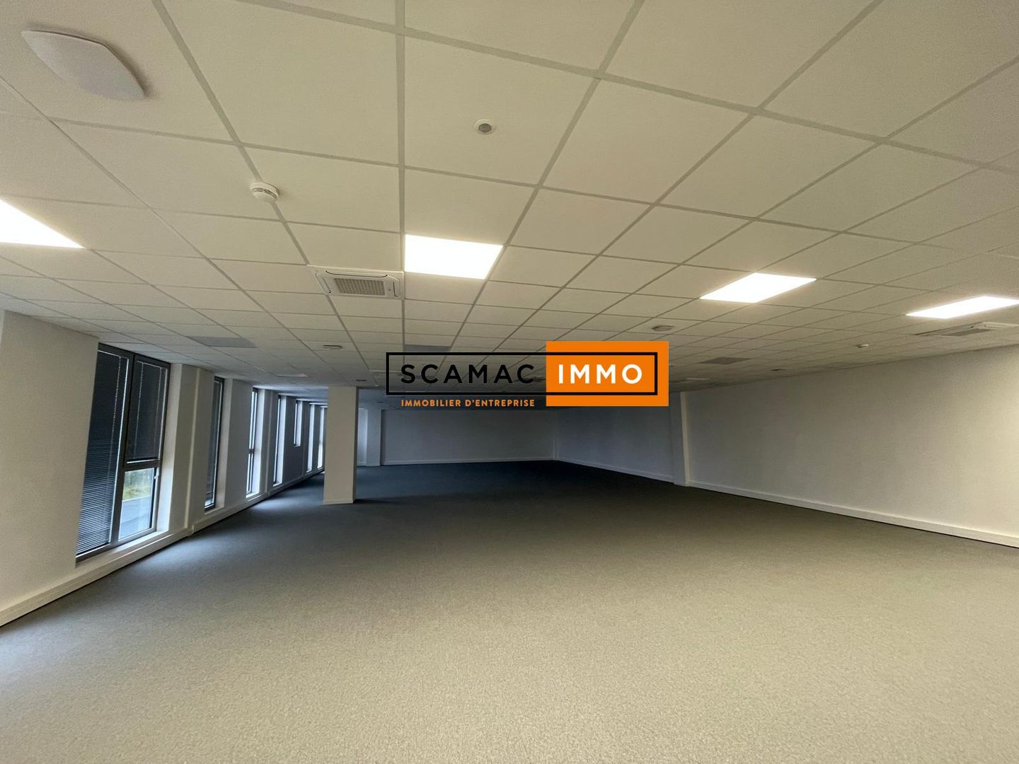 entrepôt de 3&nbsp;256m², Conflans-Sainte-Honorine (Yvelines)