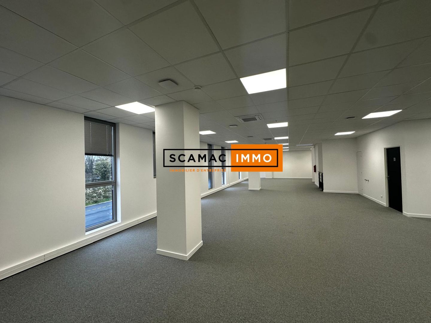 entrepôt de 3&nbsp;256m², Conflans-Sainte-Honorine (Yvelines)