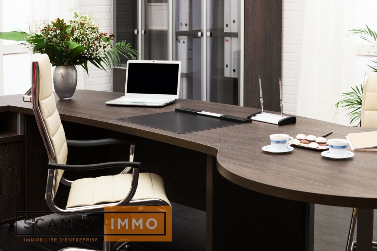 bureau de 50m², Évry (Essonne)