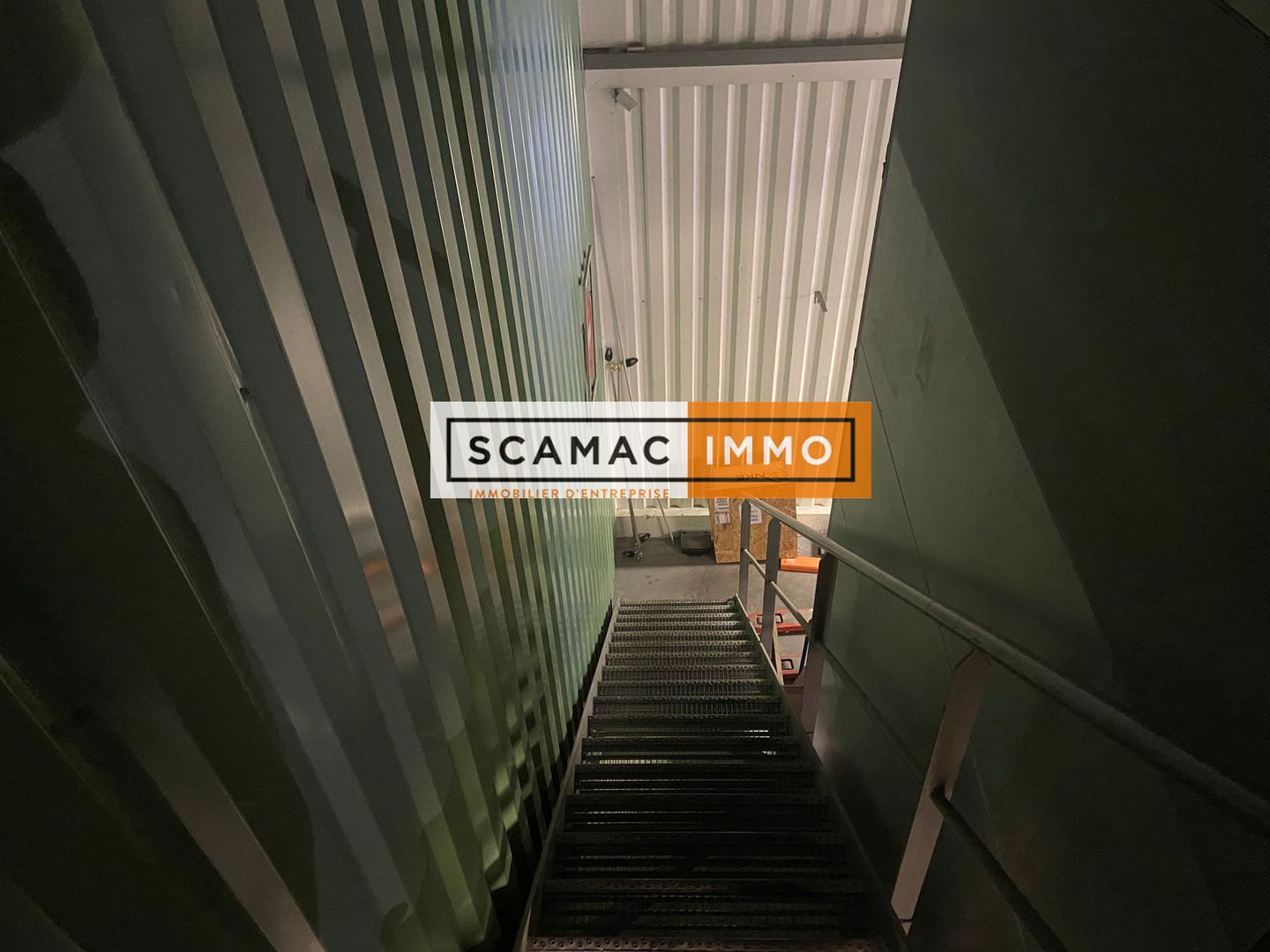 entrepôt de 360m², Bagneux (Hauts-de-Seine)