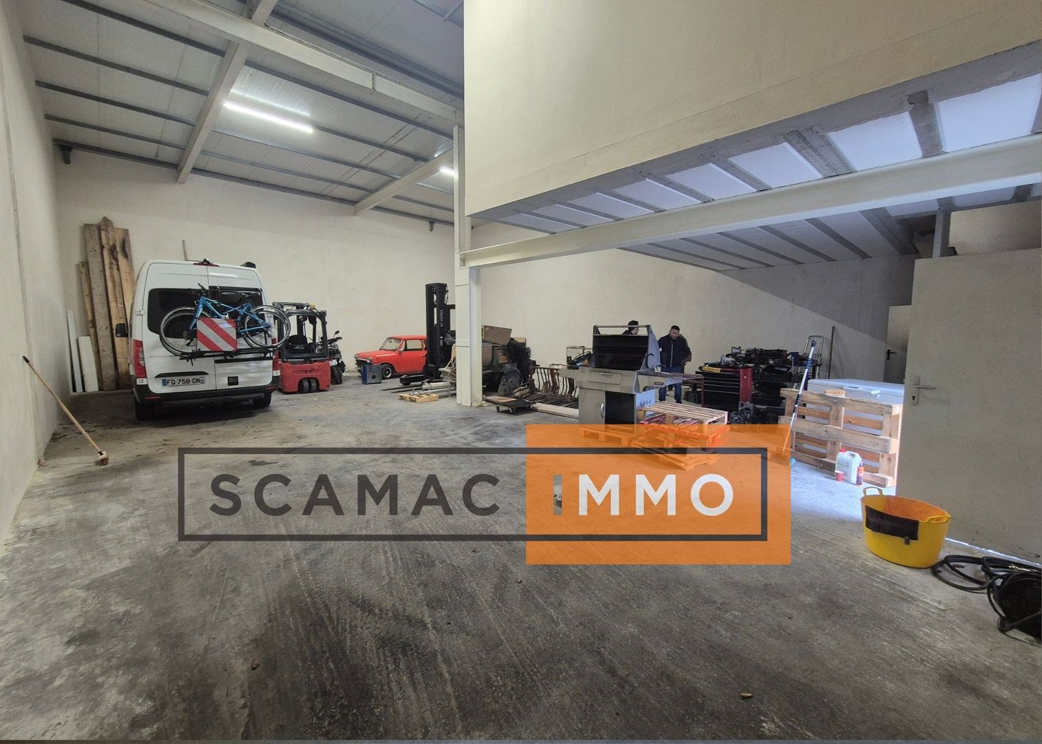 Local d'activités de 220 m², Mitry-Mory