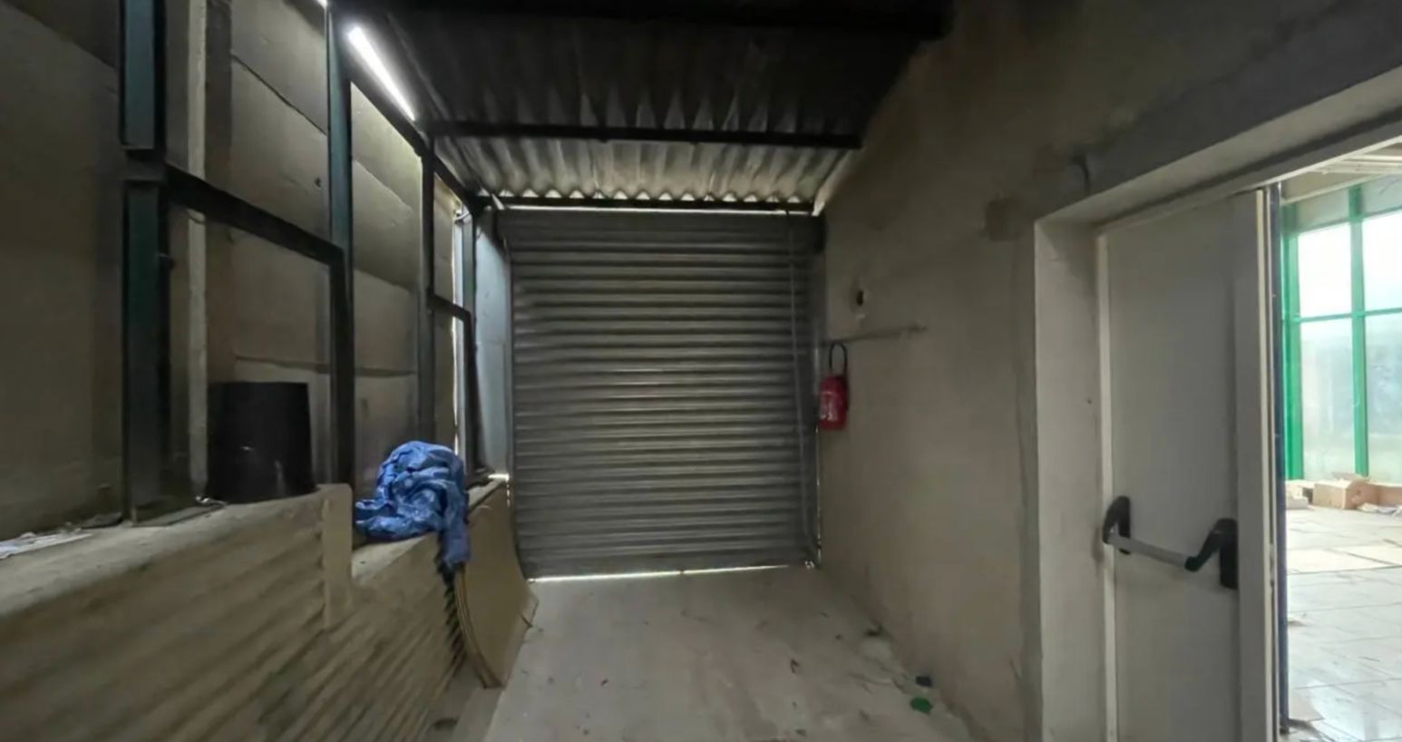 entrepôt de 474m², Chambourcy (Yvelines)