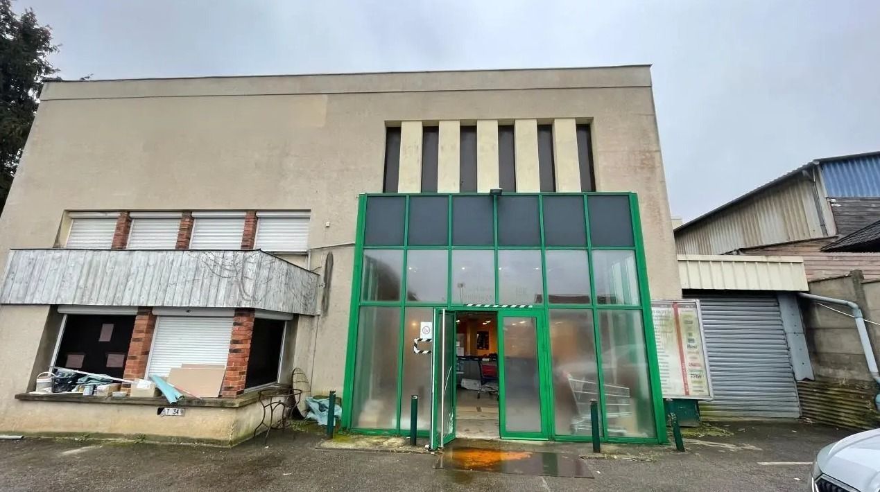 entrepôt de 474m², Chambourcy (Yvelines)