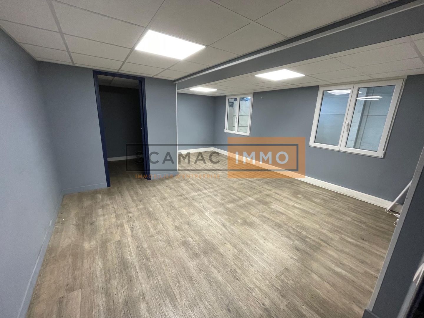 entrepôt de m², Puget-sur Argens (Var)