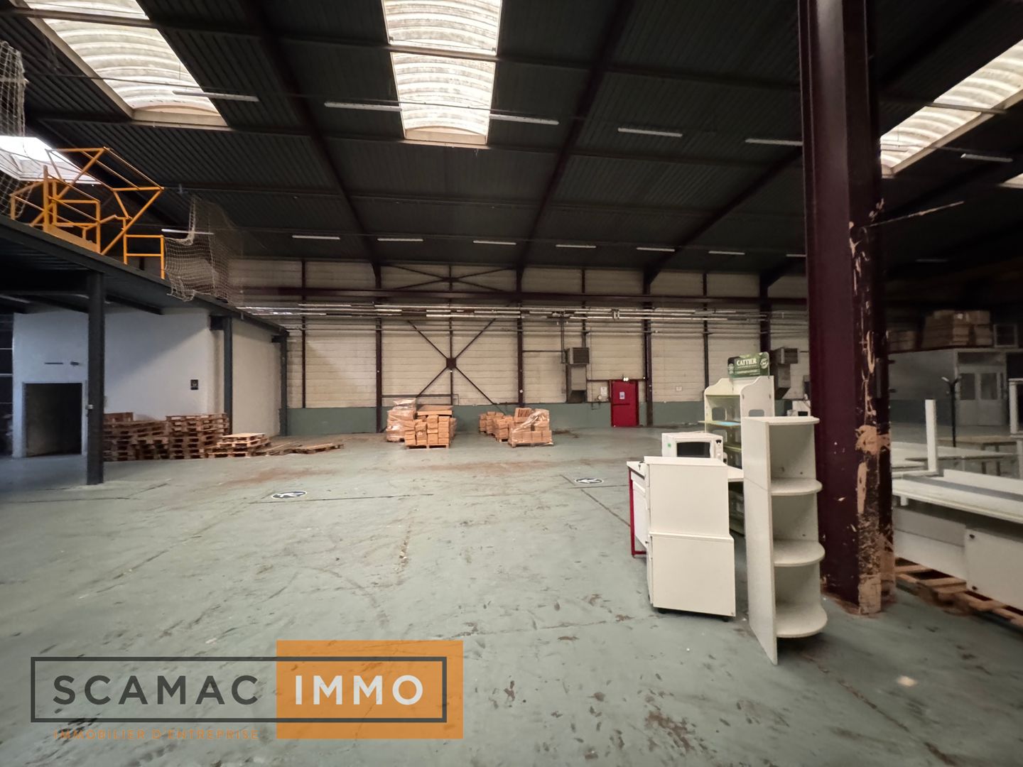 entrepôt de 3&nbsp;065m², Bondoufle (Essonne)