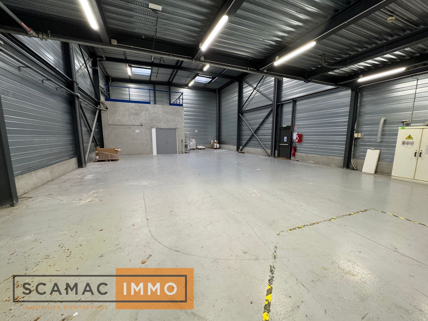 entrepôt de 3&nbsp;065m², Bondoufle (Essonne)