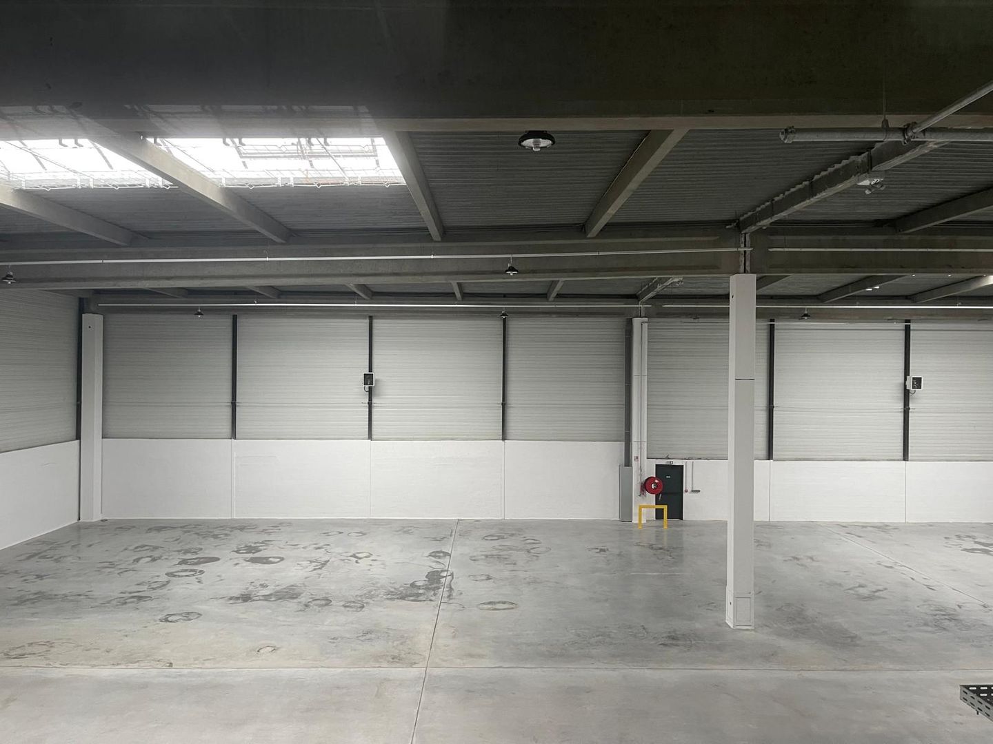 entrepôt de 1 591m², Aulnay-sous-Bois (Seine-Saint-Denis)