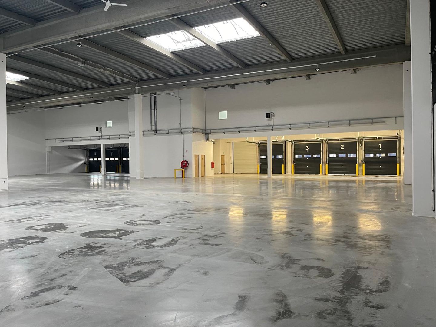 entrepôt de 1 591m², Aulnay-sous-Bois (Seine-Saint-Denis)