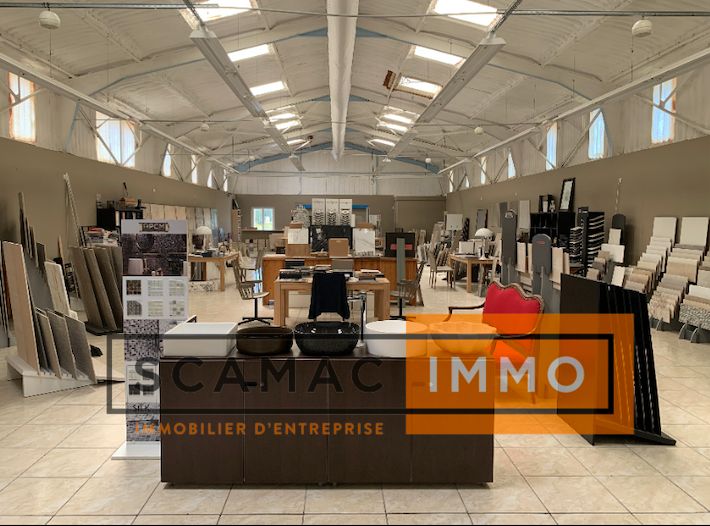 Entrepôt de 2 030 m², Aramon