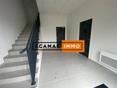 local d'activités de 405m², Aubergenville (Yvelines)