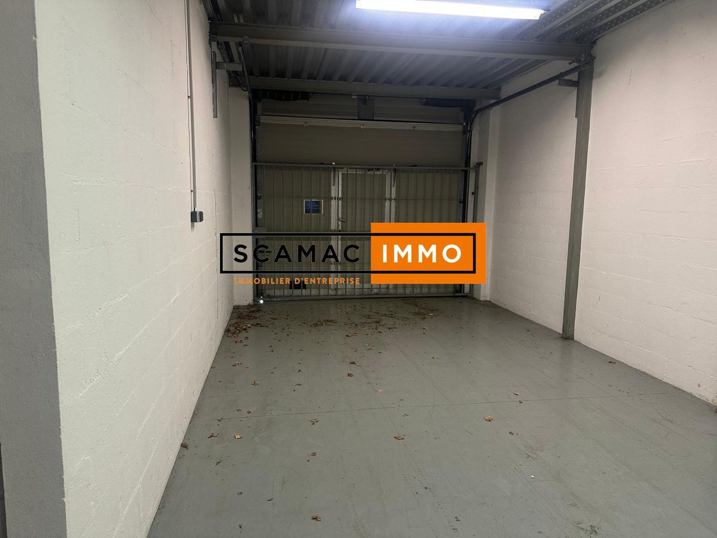 local d'activités de 535m², Poissy (Yvelines)