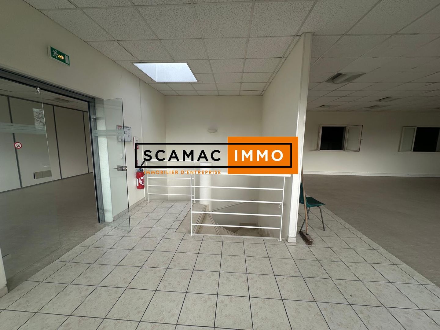 entrepôt de 535m², Poissy (Yvelines)