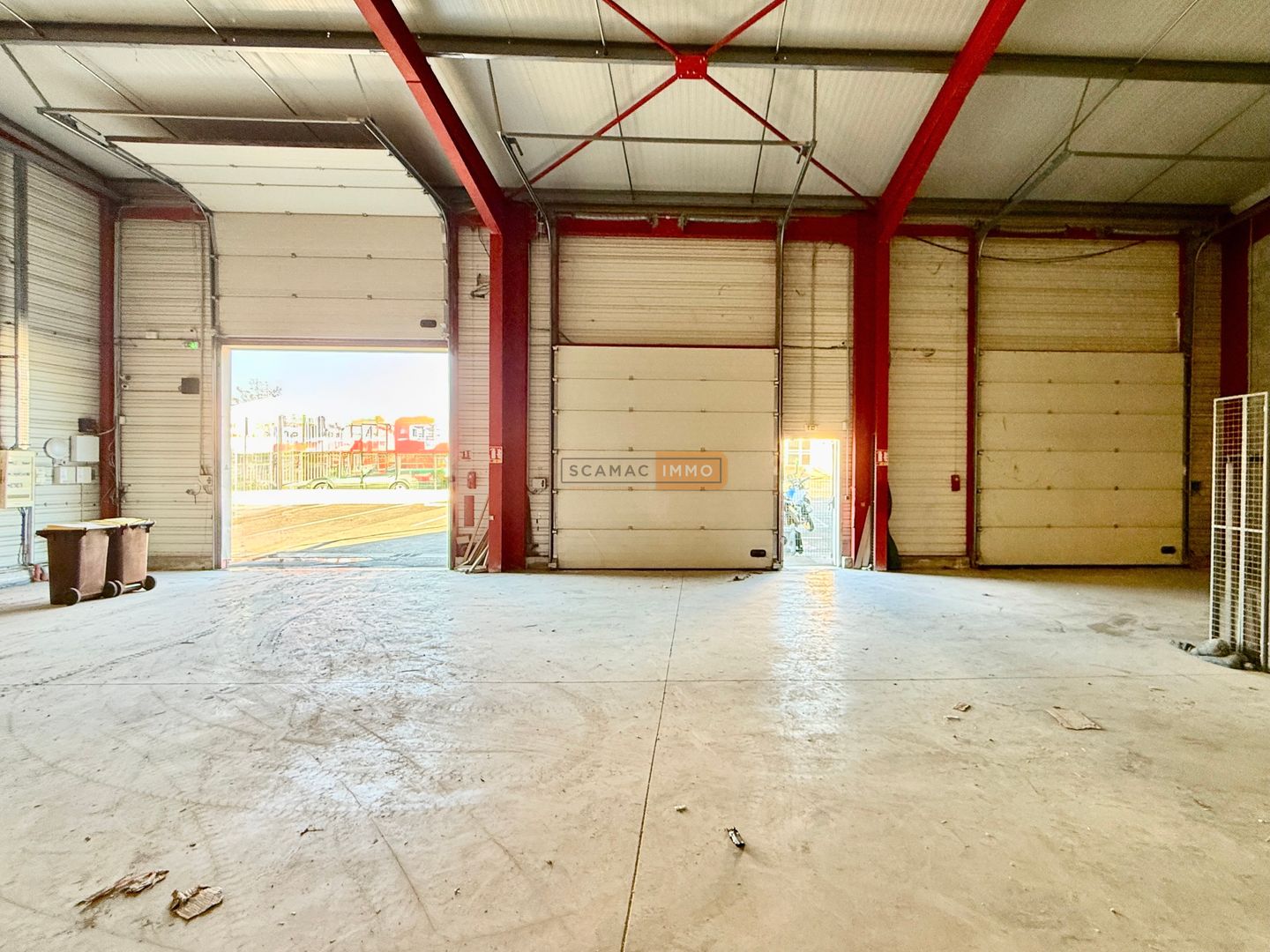 entrepôt de 450m², Le Muy (Var)