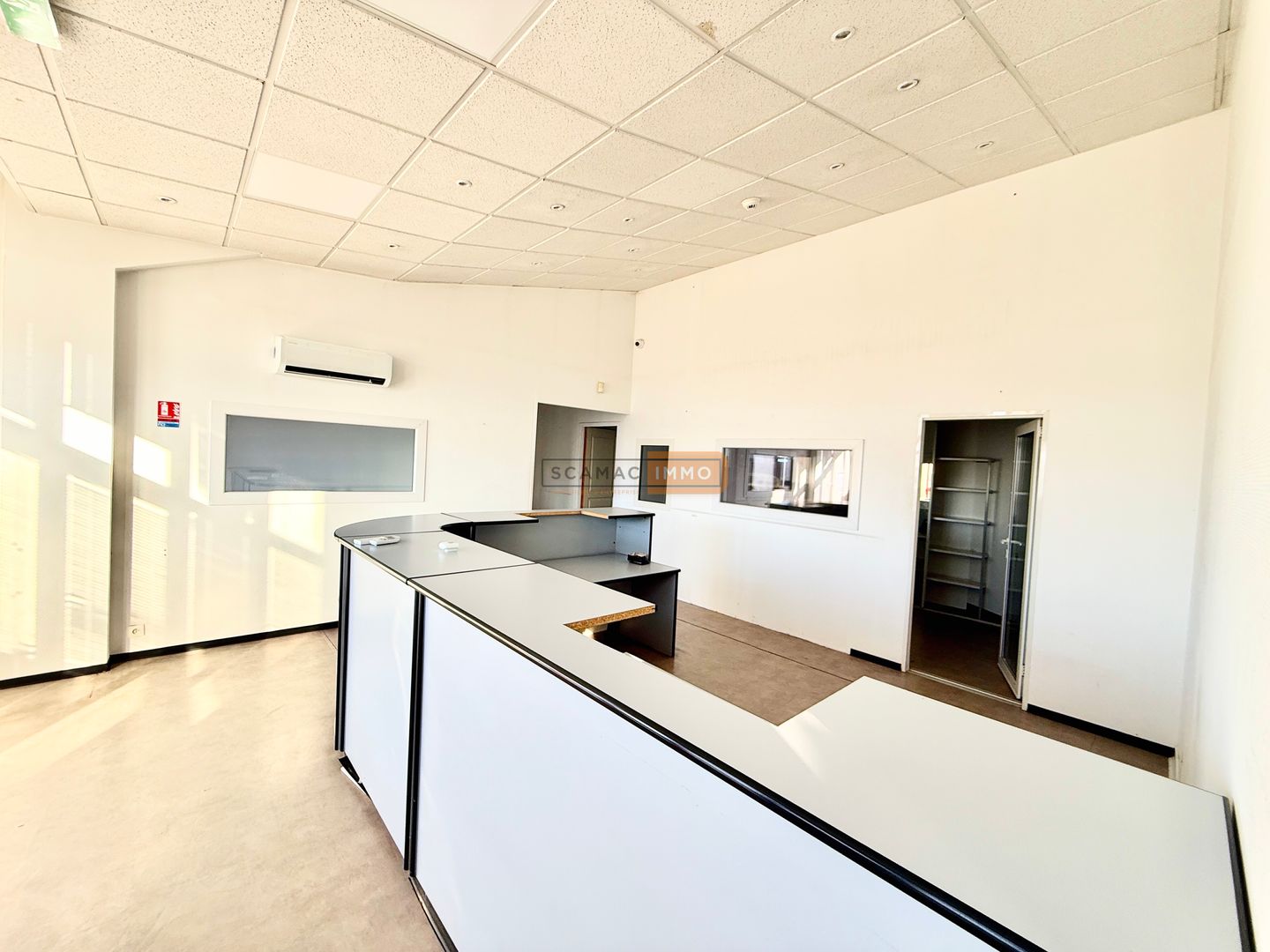 local d'activités de 370m², Le Muy (Var)