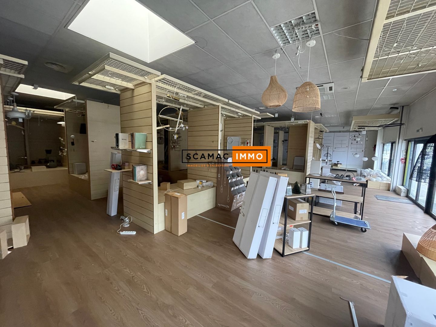 local commercial de 390m², La Valette-du-Var (Var)