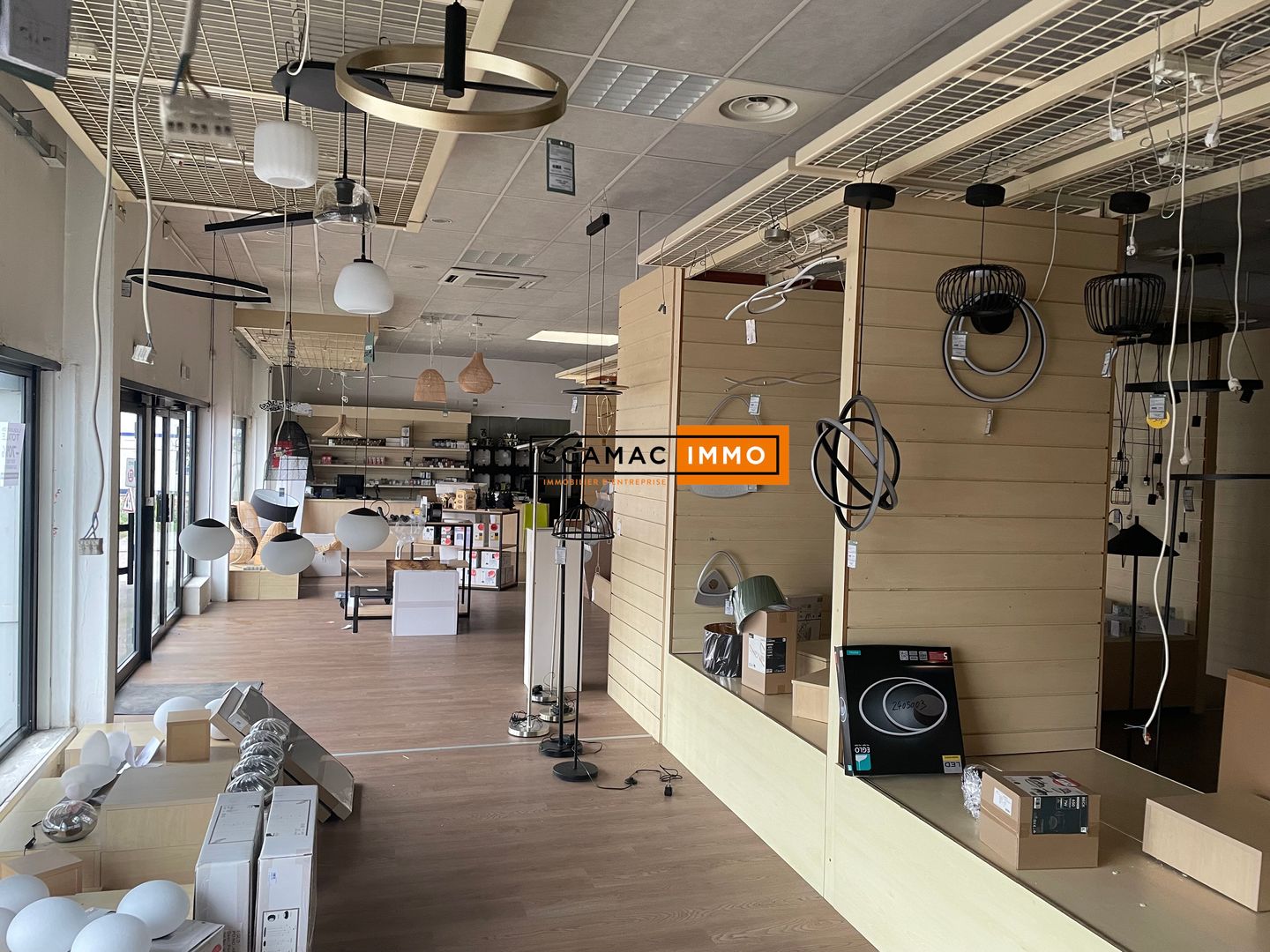 local commercial de 390m², La Valette-du-Var (Var)